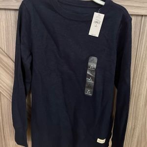 Boys GAP-NWT size 6-7 thermal long sleeve.